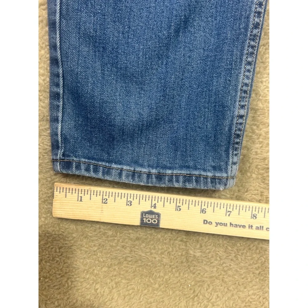Levi Strauss & Co measurements waist